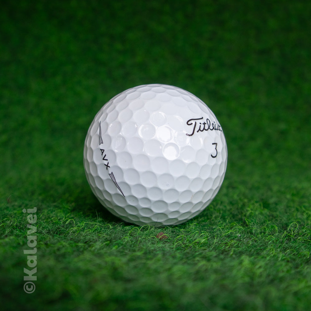 Titleist AVX golfpallo 2019