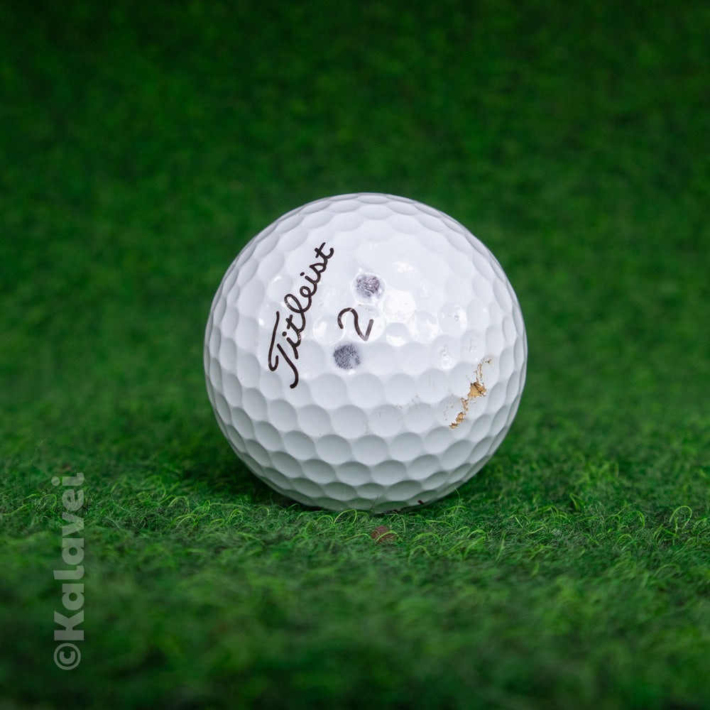 Titleist Pro V1 golfpallo 2023